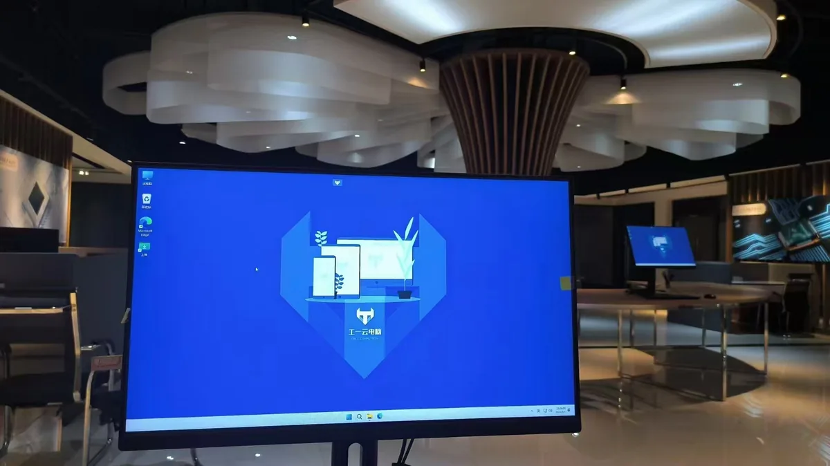 昆明理工大学AI产业学院 现场图 2