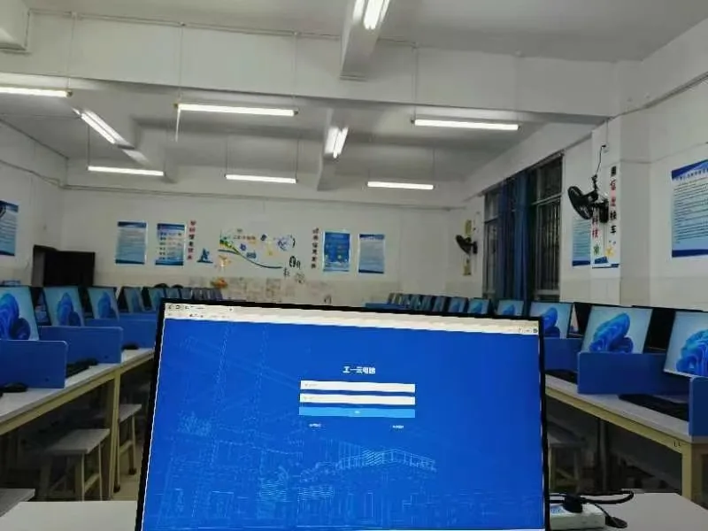 威信县职业高级中学 现场图 3