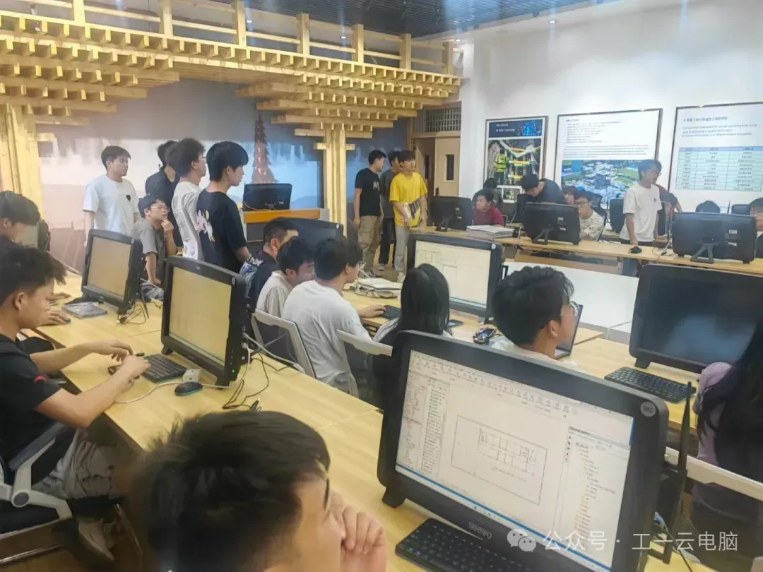 云南交通职业技术学院 现场图 9